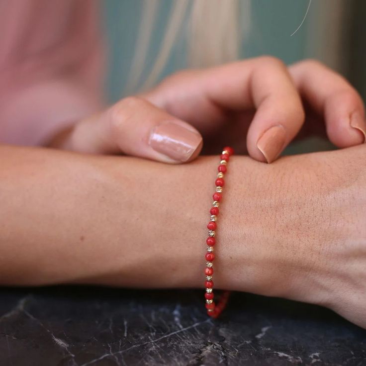 CORAL and 14k Gold Beaded Bracelet Mediterranean Red Coral Bracelet Genuine Red Coral Bracelet Carved Round Beads Gift for Her - Etsy Throat Chakra Crystals, Red Coral Jewellery, Jewelry Market, Gold Heart Bracelet, Gold Beaded Bracelet, Jewerly Beads, Chakra Healing Crystals, Coral Bracelet, Jewellery Marketing