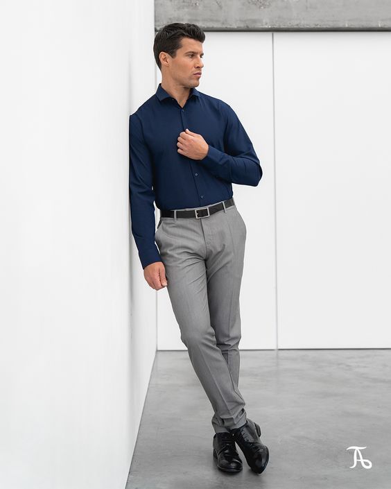 Man Fashion 2023, Business Casual Attire For Men, Man Fashion Style, Ultra Casual, Fashion Outfits For Men, Men's Business Outfits, Dapper Mens Fashion, Mens Business Casual Outfits, Casual Man