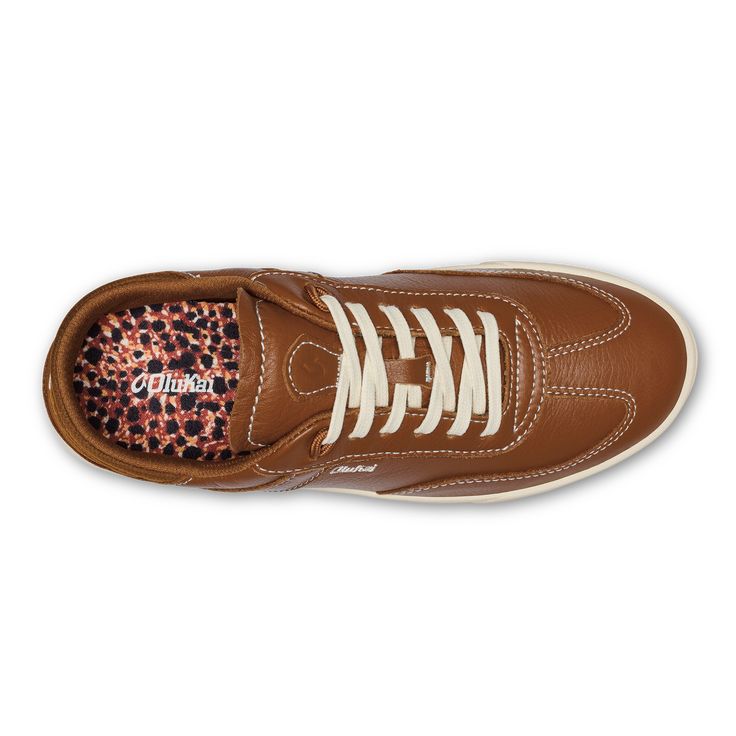 Casual meets court with the Hā‘upu, offering all the comfort and cushioning you need in a modern sneaker paired with the old-school style you love. Crafted with soft, full-grain leather, it adapts to your foot with every step, ensuring a perfect fit and timeless look. Key Features Full-Grain Leather: Adapts to your foot for a custom fit and feel that improves over time. Classic Style: Combines modern comfort with an old-school style. Comfort and Cushioning: Designed for all-day wear, providing s Casual Leather Slip-on Skate Shoes, Casual Skate Shoes With Removable Insole, Casual Skate Shoes With Removable Insole And Round Toe, Leather Slip-on Skate Shoes With White Sole, Casual Low-top Skate Shoes With Ortholite Insole, Casual Leather Skate Shoes With Gum Sole, Casual Brown Slip-on Sneakers With Ortholite Insole, Casual Brown Walking Shoes With Removable Insole, Casual Brown Slip-on Sneakers