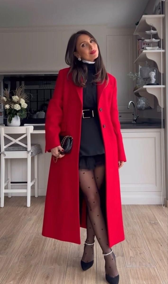 Red Coat Dress Outfit, Red Coat Outfit Winter, Winter Outfits With Skirts, Fall Skirt Outfits With Boots, Winter Outfits Night Out, Autumn Date Night, Red Coat Outfit, Skirt Outfits With Boots, Outfits With Skirts