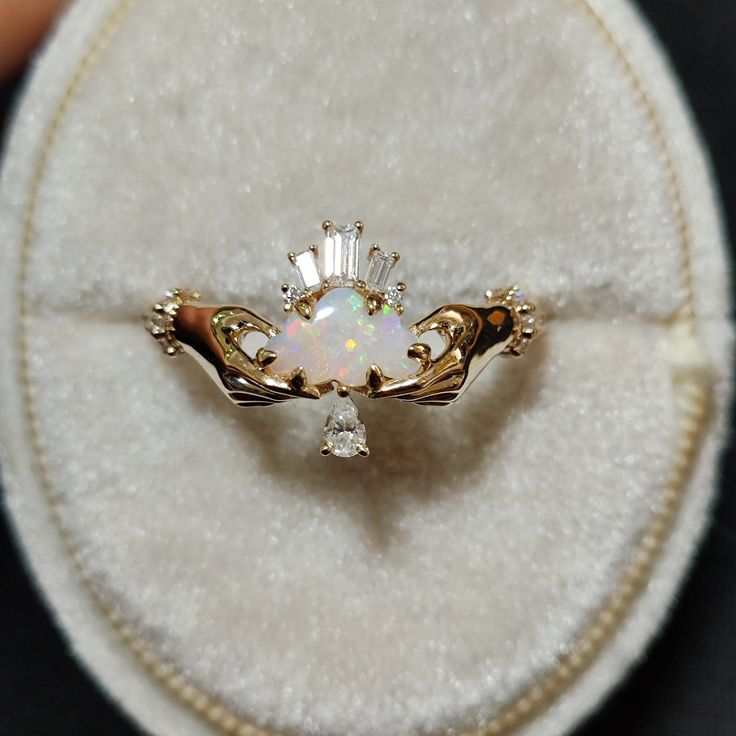 Custom Order for Norma , Natural Cloud Shaped Opal Ring, 14k yellow gold, 8US ❀Engagement ring ⊹stone: natural opal and moissanite ⊹Material: 14k yellow gold ⊹Ring size: 8US Pretty Engagement Rings, Engagement Rings Opal, Funky Jewelry, Jewelry Lookbook, Opal Ring, Dream Jewelry, Pretty Jewellery, Unique Engagement Rings, Opal Rings