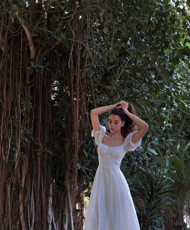 White Summer Dress Photoshoot, Cottage Dress White, Milk Maid Dress Aesthetic, Country Side Aesthetic Outfits, Summer Dress Photos, Milkmade Dress Outfit, Aesthetic Dress Pictures, Couqutte Dress, Spring Dress Photoshoot