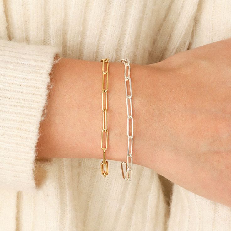 This gold paperclip chain bracelet is a great addition to your everyday jewelry collection! It will be your new go-to statement bracelet. Wear this gold bracelet alone or stack with other chic bracelets. Pair with Laurent Necklace. Gold filled chain Link Size - 3.7 x 13.2 mm Lobster clasp Nickel-free Paperclip Chain Link Bracelet, Chic Gold Chain Paperclip Bracelet With Oval Links, Chic Oval Link Paperclip Chain Bracelet, Chic Gold Chain Paperclip Bracelet As Gift, Chic Oval Link Paperclip Bracelet, Trendy Paperclip Cable Chain Bracelet, Chic Adjustable Paperclip Link Bracelet, Everyday Paperclip Link Bracelet, Gold Cable Chain Bracelet With Paperclip Shape