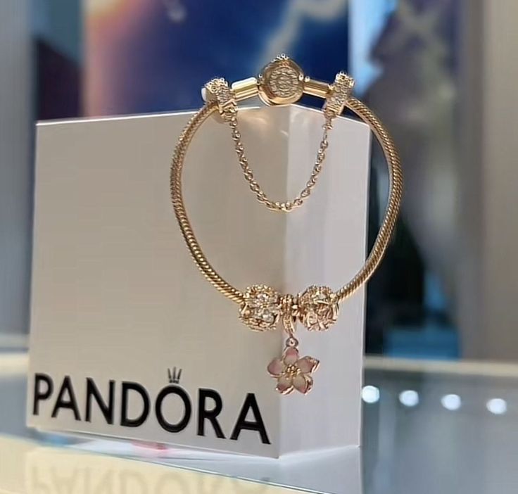 Pandora Gold Bracelet Ideas, Gold Bracelet Pandora, Gold Jewelry Pandora, Pandora Gold Jewelry, Pandora Gold Bracelet, Gold Pandora Bracelet, Cherry Blossom Bracelet, Gold Pandora, Pandora Bracelet Charms Ideas