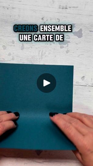 two hands holding a piece of paper with the words creon's ensemble une carte de