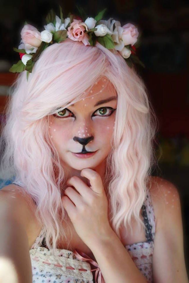 65 Animal-Inspired Halloween Costumes via Brit + Co. Meme Costume, Make Carnaval, Halloweenský Makeup, Halloween Make-up Looks, Animal Halloween Costumes, Hallowen Costume, Special Effects Makeup, Halloween 2015, Halloween Makeup Looks