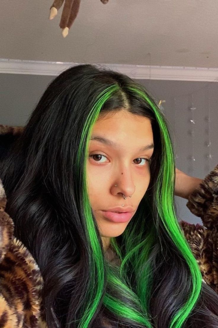 Green Peekaboo, Green Hair Streaks, Green And Black Hair, Hairstylist Inspiration, Black And Green Hair, Hair Dyed Underneath, Neon Green Hair, Color Block Hair, Dark Green Hair