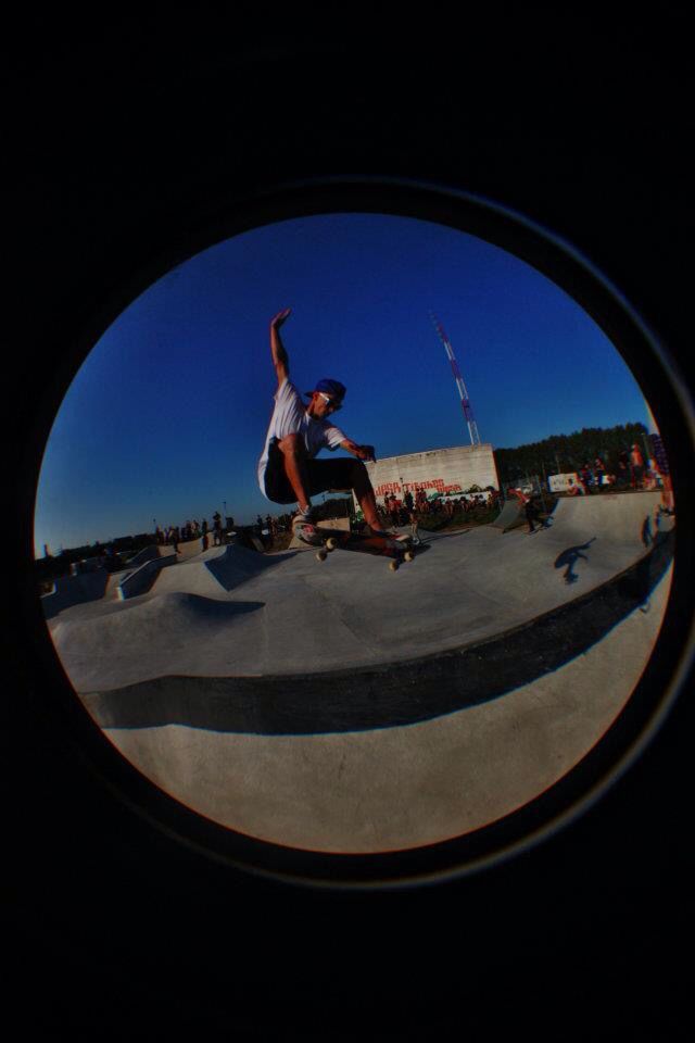 Fish Eye - Skateboarding Skateboard Fisheye, Skater Art, Fisheye Photography, Skateboard Photos, Skate Aesthetic, Skateboard Aesthetic, Skate Photos, Skateboard Photography, Eye Sketch