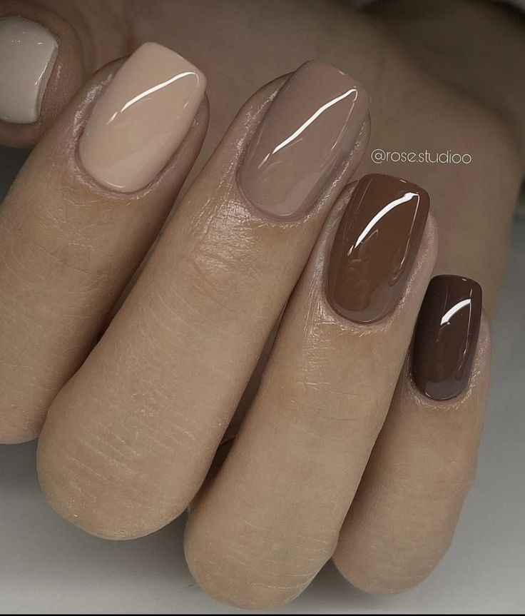 Fall Shades Nails, Neutral Fall Colors For Nails, Tan And Cream Nails, Coffee Cream Nails, Nude Fall Nails Short, Creme Brown Nails, Cappuccino Nails Color, Fall Nails For Tan Skin, Tan Short Nails