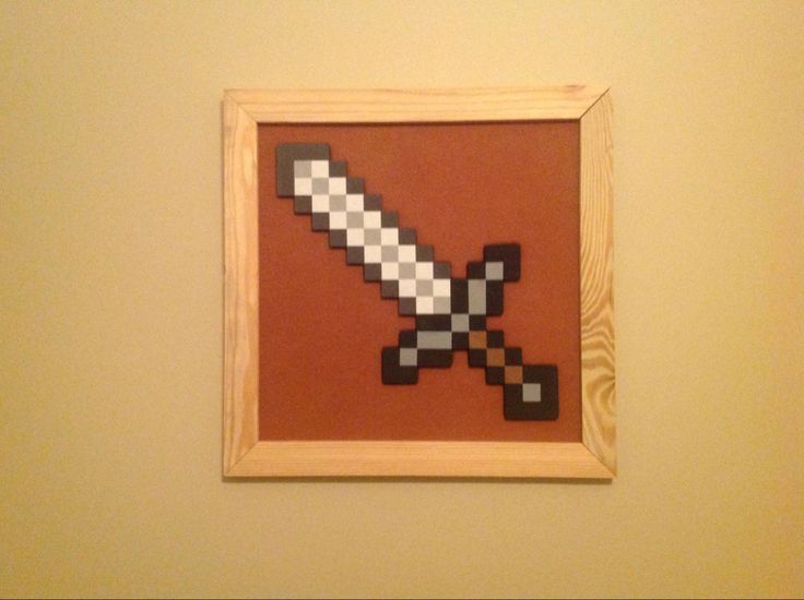 Minecraft Irl Decorations, Minecraft Frame, Minecraft Item Frame, Minecraft Dresser, Minecraft Kids Room, Minecraft Office, Minecraft Irl, Diy Minecraft Decorations, Minecraft Bedroom Ideas