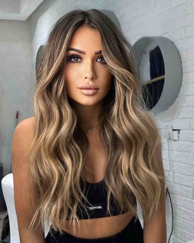 Rambut Brunette, Bronde Hair, Brunette Hair With Highlights, Long Hair Color, Brown Hair Balayage, Balayage Hair Blonde, Brown Blonde Hair, Long Blonde, Hair Color Balayage