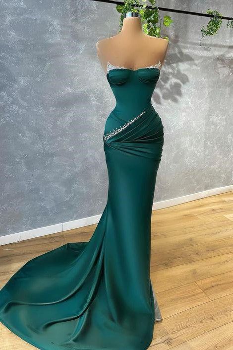 Strapless Mermaid Prom Dress in Dark Green with Beads Forest Green Prom Dress, Green Mermaid Prom Dress, Dark Green Prom Dress, Matric Dress, Dress With Beads, Prom Dress Pictures, Strapless Prom Dresses, Mermaid Prom Dress, Green Mermaid