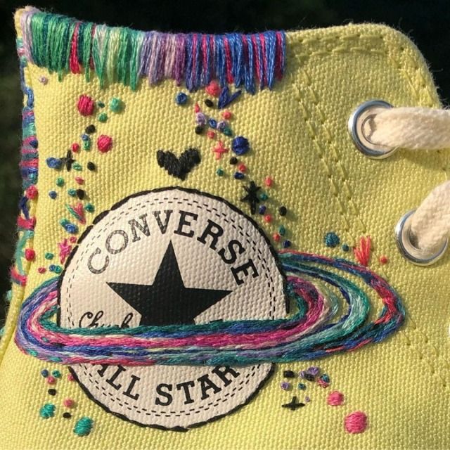 Embroidered Converse, Dmc Embroidery, Embroidery Shoes, Pola Sulam, Embroidered Shoes, Cute Embroidery, Etsy Instagram, Sewing Embroidery Designs, Cool Shoes