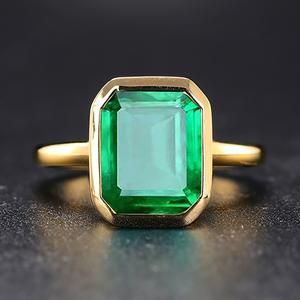 Natural Vintage Emerald Ring 18K Yellow Gold Women's Wedding Bridal Je – Natural-gemstone Emerald Ring Simple, Engagement Ring Types, Unusual Engagement Rings, Silver Emerald Ring, Emerald Ring Vintage, Smaragd Ring, Natural Emerald Rings, Emerald Ring Gold, Emerald Rings