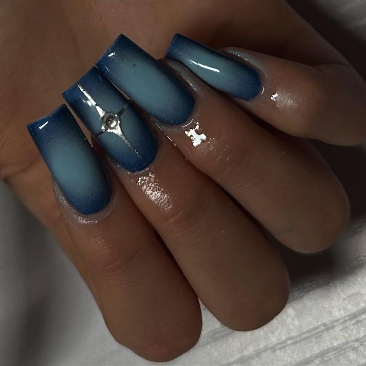 Something about the blue aura 😍💙🧞‍♂️ • • • • • #nails #bbrightonnails #brightonnailtech #nailsofinstagram #auranails #nailinspo #brighton #brightonnailsalon #brightonandhovebeauty Night Theme Nails, Cute Dark Blue Nails, Aura Nails Blue, Blue Aura Nails, Nails Inspiration Blue, Black And Blue Nails, Gel Powder Nails, Sqaure Nails, Disco Nails