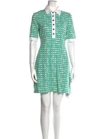 Tory Burch ShirtdressGreenPrintedShort Sleeve with CollarButton Closure at FrontDesigner Fit: Dresses by Tory Burch typically fit true to size. Preppy Short Sleeve Spring Dresses, Preppy Fitted Knee-length Dresses, Green Mini Length Shirt Dress For Daywear, Green Summer Dress With Placket, Retro Collared Mini Dress For Summer, Green Collared Mini Dress With Button Closure, Fitted Green Shirt Dress With Button Closure, Daywear Mini Dress With Short Sleeves And Button Closure, Green Fitted A-line Shirt Dress