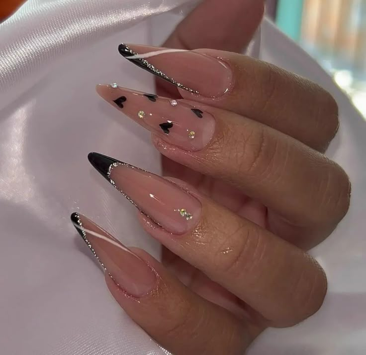 Fancy Nails Designs, Nails Design With Rhinestones, Stiletto Nails Designs, Classy Acrylic Nails, Acrylic Nails Coffin Short, Nail Designs Glitter, Black Nail, Stick On Nails, Fancy Nails