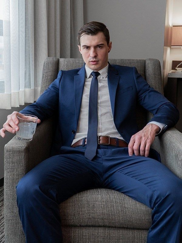 #men, #suit, #manspreading, Man Spread Pose, Swag Fashion, Blue Suit Men, Slim Fit Suit Men, Nuptse Jacket, Mens Dress Socks, Designer Suits For Men, Men Formal, Sharp Dressed Man