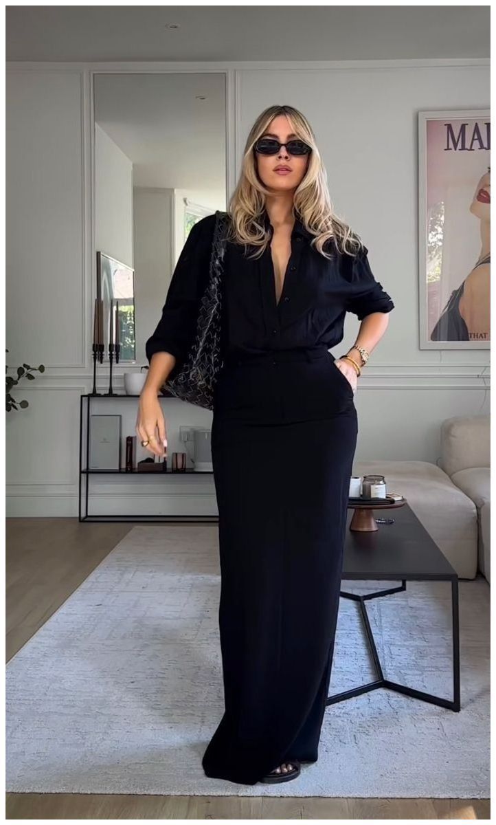 Ladies Outing Outfit Ideas, Luxury Modest Outfits, Polished Aesthetic Outfits, Black Miami Outfit, Modest Outfit Ideas Black Women, Mid Size Elegant Outfits, Rich Mom Aesthetic Outfits Classy, Business Casual All Black Outfits, Flamboyant Natural Business Casual