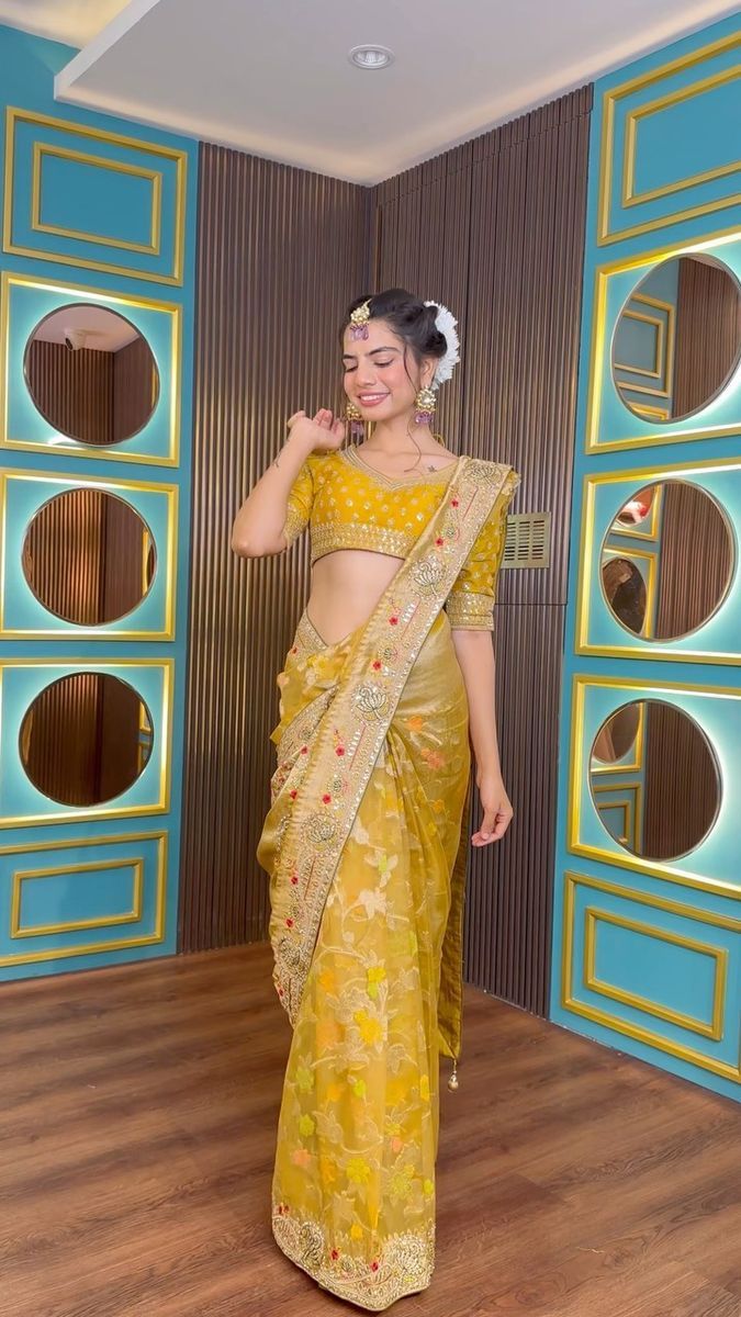 Harsha Siroe | Content Creator on Reels | hansikaapareek · sajna Tie Saree, Pleats Techniques, Saree Wearing Styles, Saree Wearing, Simple Saree Designs, Saree Draping Styles, New Saree Blouse Designs, Saree Draping, Saree Style