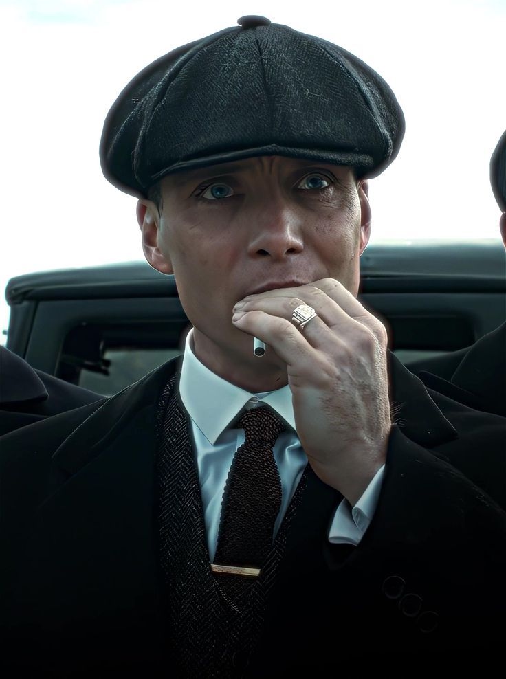 Thomas Shelby Sigma Thomas Shelby, Profile Video Aesthetic, Thomas Shelby Profile Picture, Thomas Shelby Aesthetic, Thomas Shelby Wallpaper, Shelby Thomas, Tom Shelby, Peaky Blinders Theme, Tomas Shelby