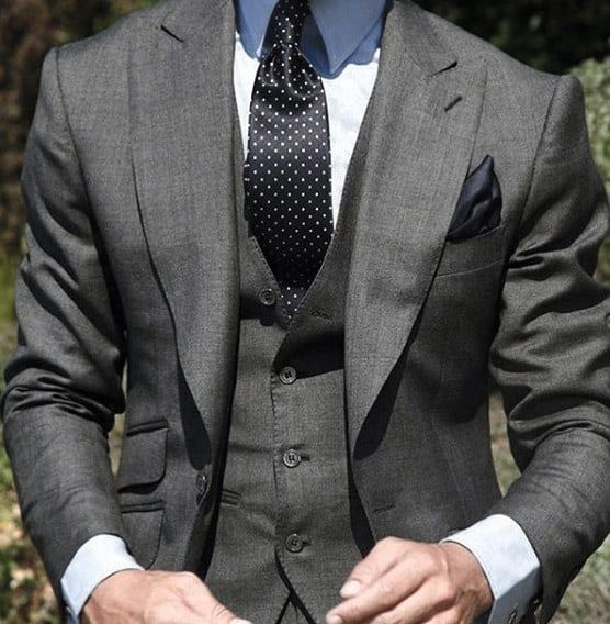 70 Grey Suit Styles For Men - Classic Male Fashion Ideas Grey Suit Styling, Terno Slim, Wedding Tuxedo, Well Dressed Man, Grey Suit, Suit Ideas, Suit Tie, Tuxedo Wedding, Sharp Dressed Man