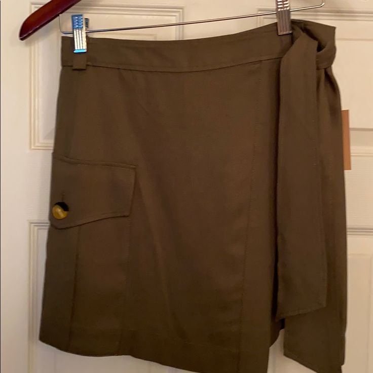 Nwt Rachel Roy Army Green Wrap Skirt With Side Tie Casual Asymmetrical Mini Skirt For Workwear, Casual Wrap Skirt With Lining For Work, Casual Lined Wrap Skirt For Workwear, Spring Asymmetrical Skort With Pockets, Casual Pleated Wrap Skirt For Work, Spring Workwear Mini Skirt, Midi Skirt Style Skort For Spring Workwear, Green Wrap Skirt, Skirts Wrap