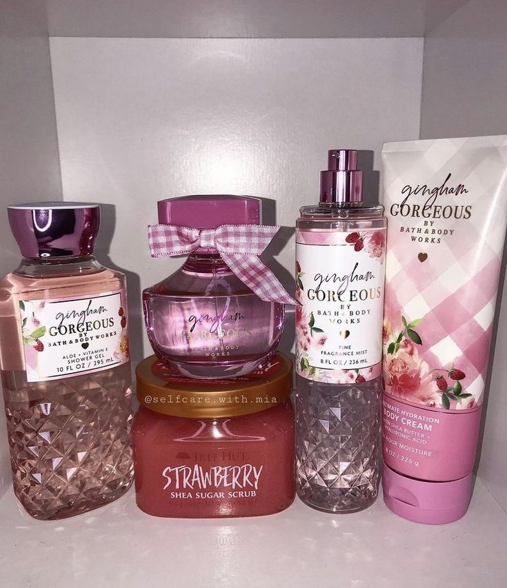 Seductive Perfume, Shimmer Body Oil, Bath Body Works Candles, Body Hygiene, Body Smells, Skin Care Routine Steps, Health Skin Care, Bath And Body Works Perfume, Shower Skin Care