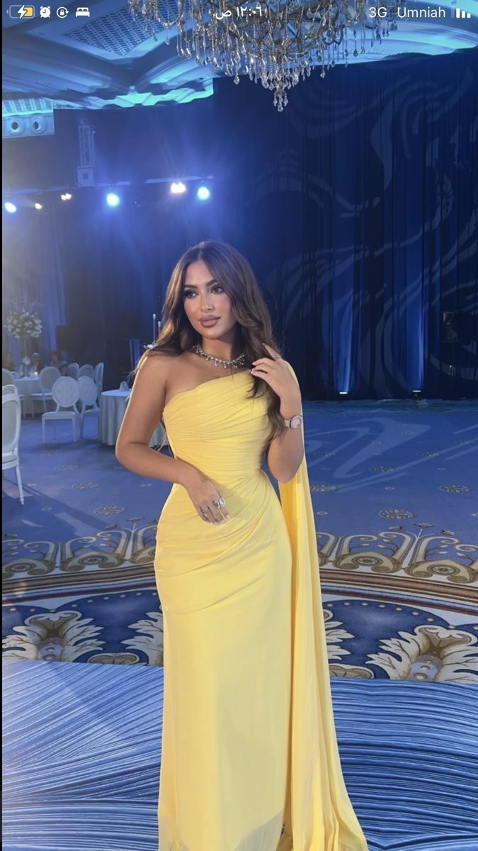 Pool Party Dress, Pool Party Dresses, Long Ball Gown, Classy Prom, Prom Dresses Yellow, Classy Prom Dresses, Women Dresses Classy, Elegant Dresses Classy, Gala Dresses