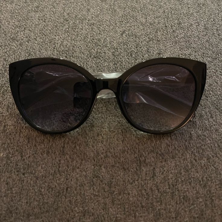 Brand New Kate Spade Samantha Sunglasses. Elegant Anti-reflective Cat Eye Sunglasses For Beach, Elegant Cat Eye Sunglasses With Anti-reflective Coating For Beach, Cat Eye Glass Sunglasses For Beach, Elegant Cat Eye Sunglasses With Uva Protection For Vacation, Elegant Cat Eye Sunglasses For Vacation, Elegant Cat Eye Sunglasses For The Beach, Elegant Cat Eye Sunglasses For Beach, Black Cat Eye Sunglasses With Tinted Glass Lenses, Elegant Vacation Sunglasses With Tinted Lenses