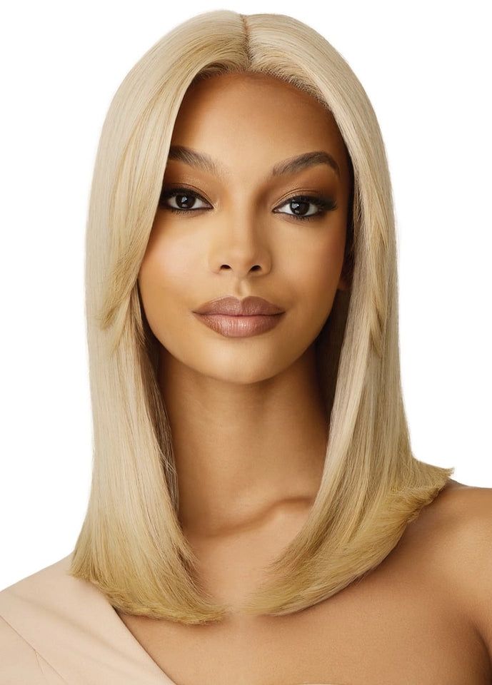 Get the cut of the moment with our ultra-luxe Lacefront wig collection. Made with the softest lace trim, these wigs feature a seamless and undetectable natural finish, while offering maximum breathability and comfort. While styles are inspired by red carpet and celebrity looks, the pieces are constructed with the perfect everyday fit in mind. Lacefront Wig, Ponytail Wrap, Vivica Fox, Ginger Brown, Wig Collection, Drawstring Ponytail, U Part Wigs, Fashion Eye Glasses, Half Wigs