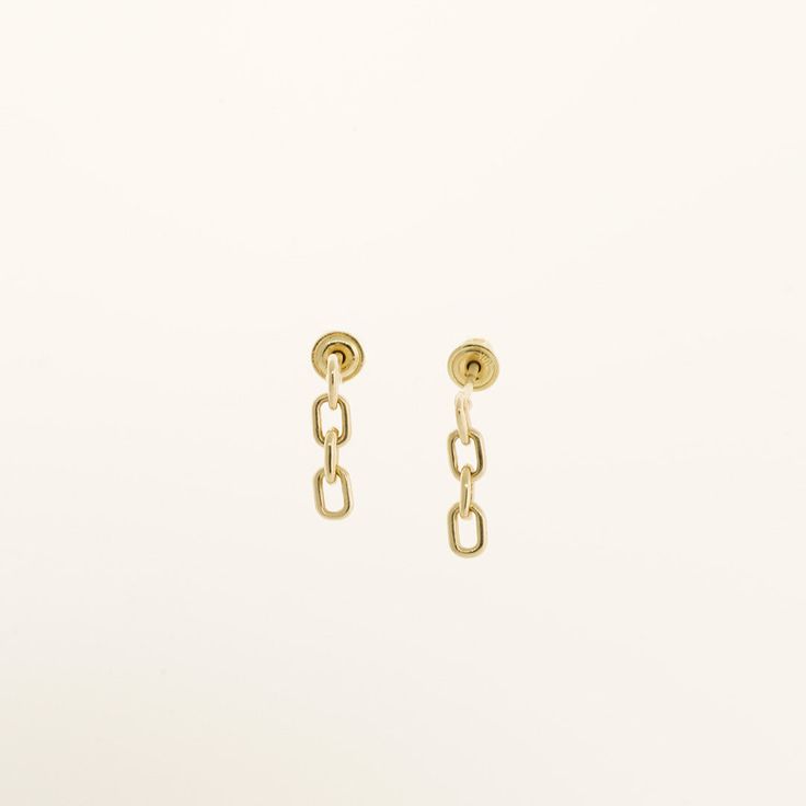 Item No: MJE16100 Metals: 14K Solid Gold Item Size: H : 10.76mm Item Weight: 0.51g Back Finding: 14K Solid Gold Screw-backs 14k Yellow Gold Jewelry With Box Chain, Classic Dangle Earrings With Cable Chain, 14k Gold Cable Chain Drop Earrings, 14k Gold Drop Earrings With Cable Chain, Minimalist Oval Link Earrings For Formal Occasions, Elegant 14k Gold Cable Chain Earrings, Elegant 14k Gold Oval Link Earrings, Classic Drop Earrings With Cable Chain, Fine Jewelry 14k Gold Cable Chain Earrings