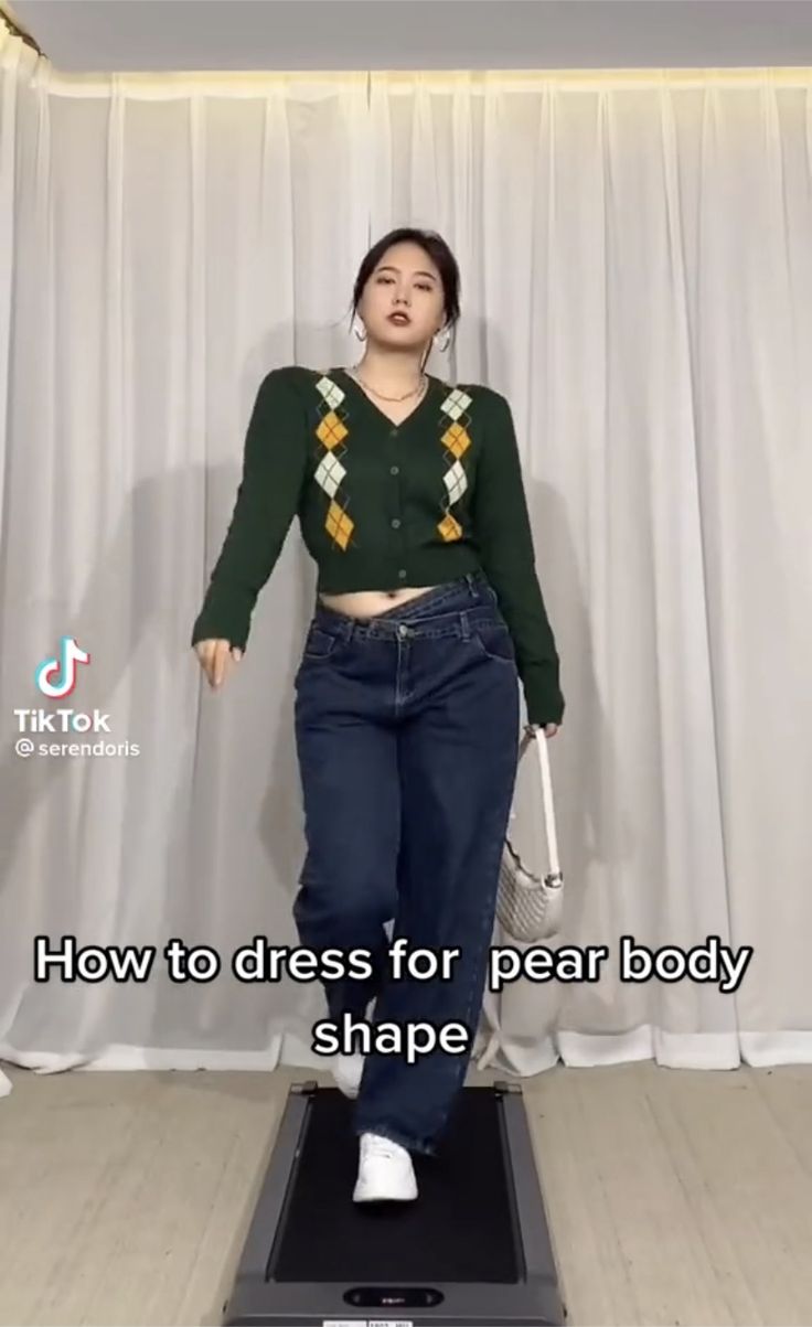 Pear Figure Outfits, Pear Shape Body Outfits, Pear Body Shape Fashion, Pear Body Shape Outfits, Pear Shaped Outfits, Plus Size Fashion Dresses, Pear Shaped Women, Pear Body, Apple Body Shapes