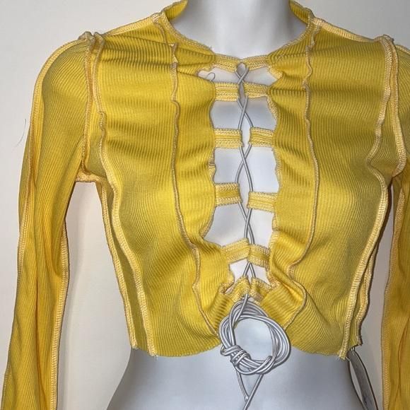 Lace up bandage yellow crop top, pictures do this top no justice. Adjustable front strings for a tighter fit. Super soft material perfect boob support. No Restock. Standard US Medium & Large in stock. Top Pictures, Lace Up Crop Top, Yellow Crop Top, Yellow Lace, Lace Crop Tops, Yellow Fashion, Lace Tops, Soft Material, Snug Fit