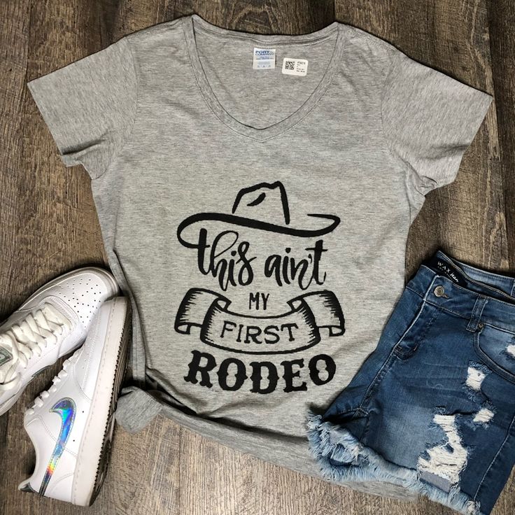 Nwt Women’s Medium Teeshirt. Amazon Purchase For $20. Be The Life Of The Party In This Tee. & Pet Free Home. Shoes And Shorts Not Included. Western Cricut Shirts, Western Tshirt Designs, Western T Shirts, Western Tshirt, My First Rodeo, Apple Dessert, Amazon Purchases, First Rodeo, Western Graphic Tees