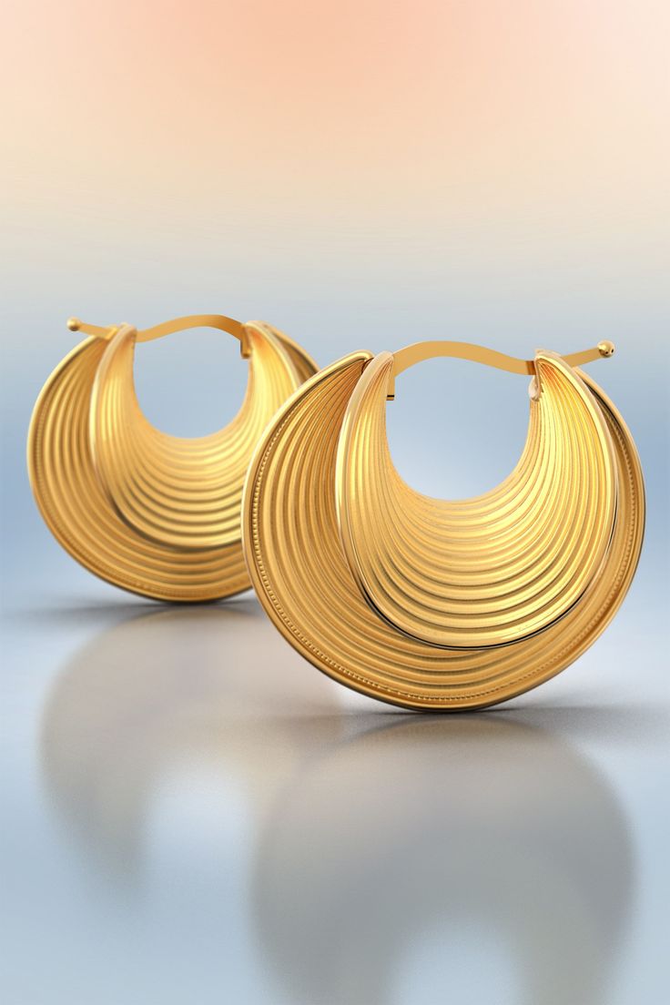 Solid gold Hoops Earrings in 14k or 18k real gold, Made in Italy Fine jewelry  27 mm diameter beautiful hoop earrings crafted in polished and raw solid gold 18k.  Click top closure Gold hoop earrings made in Italy. Available in 14k solid gold. The earrings are secured by a trusty snap closure. The approximate total weight is 10 grams in 18k and 8 grams in 14k here the link for all our hoop earrings: https://www.etsy.com/shop/OltremareGioielli?ref=seller-platform-mcnav§ion_id=33193968 Customizabl Large Gold Jewelry, Modern Hoop Earrings, Italian Gold Jewelry, Chunky Hoop Earrings, Big Hoop Earrings, Gold Jewelry Earrings, Solid Gold Earrings, Italian Jewelry, Custom Earrings