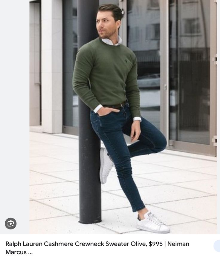 Sweater Outfits Men, Smart Casual Menswear, Olive Green Shirt, Mens Business Casual Outfits, Mens Fashion Simple, Rule Breaker, Men Fashion Casual Shirts, Stylish Men Casual, Casual Chique