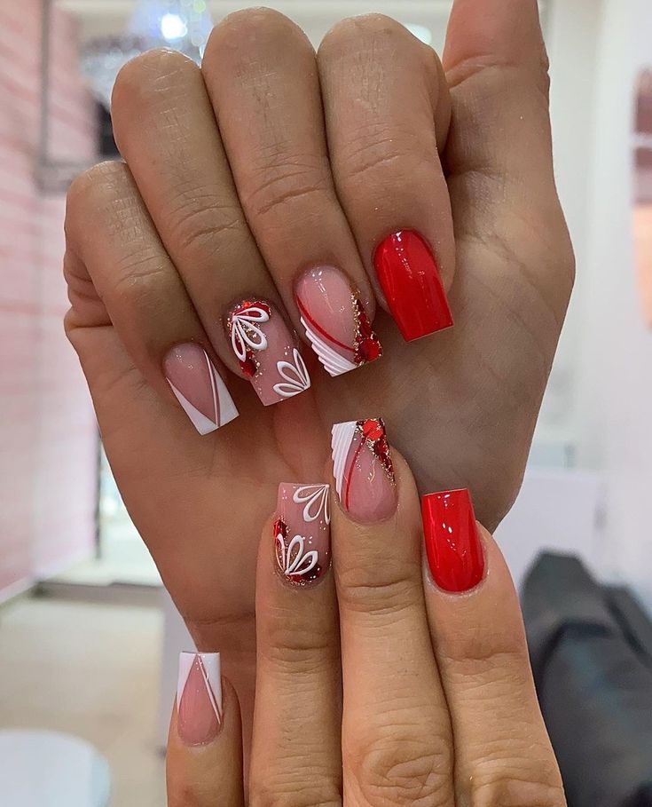 Red And White Nails, Nail Tip Designs, Wow Nails, Cute Nail Art Designs, Nails Today, Elegant Nails, Dream Nails, Floral Nails, Short Acrylic Nails