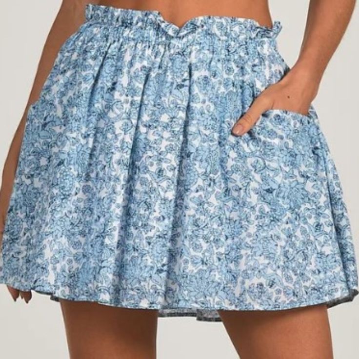 Light Blue And Navy Floral Skirt With Side Pockets. Fully Lined With Elastic Waistband. Easy Throw On For A Casual Summer Day. Pair It Up With The Denim Santa Fe Cinched Blouse By Elan For The Perfect Look (Eicvp4135) 04/06/24 Santa Fe Style, Ruffle Mini Skirt, High Waist Fashion, Denim Cotton, Denim Mini, Matching Top, Navy Floral, Denim Mini Skirt, White Denim