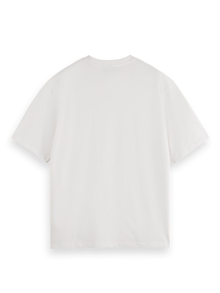 Essentials — Loose Fit Front Pocket T-Shirt | Scotch & Soda Plain White T Shirt Front And Back, Relaxed Fit Graphic Tee With Pockets, White Graphic Tee With Pockets, White T-shirt With Pockets In Relaxed Fit, Relaxed Fit White T-shirt With Pockets, White Relaxed Fit T-shirt With Pockets, White Crew Neck T-shirt With Pockets, White T-shirt With Pockets For Everyday, White Tops With Pockets And Relaxed Fit