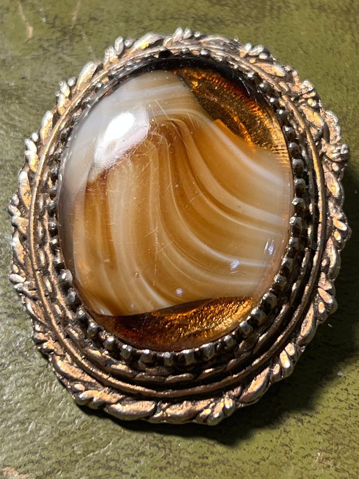 Stunning agate and metal brooch Mid-century Cabochon Brooches For Gifts, Mid-century Cabochon Brooch Gift, Mid-century Cabochon Brooch For Gift, Vintage Pendant Brooches With Cabochon, Vintage Brown Jewelry Brooch, Vintage Brown Brooch Jewelry, Metal Brooch, Favorite Jewelry, Brooch Pin