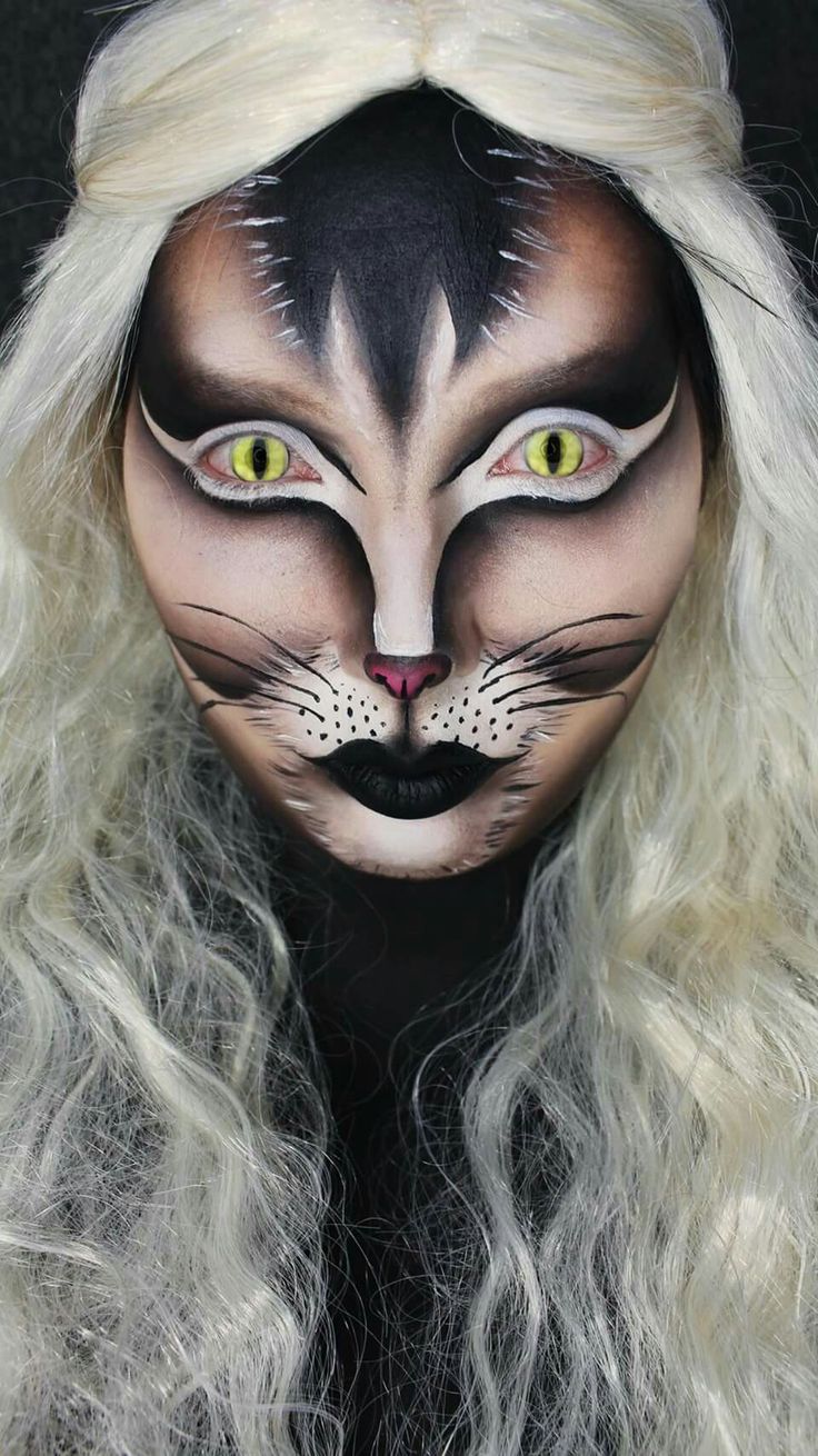 Makeup Karakter, Halloween Costumes Plus Size, Physical Traits, Leopard Costume, Creepy Animals, Animal Makeup, Creepy Halloween Makeup, Show Makeup, Dna Sequence