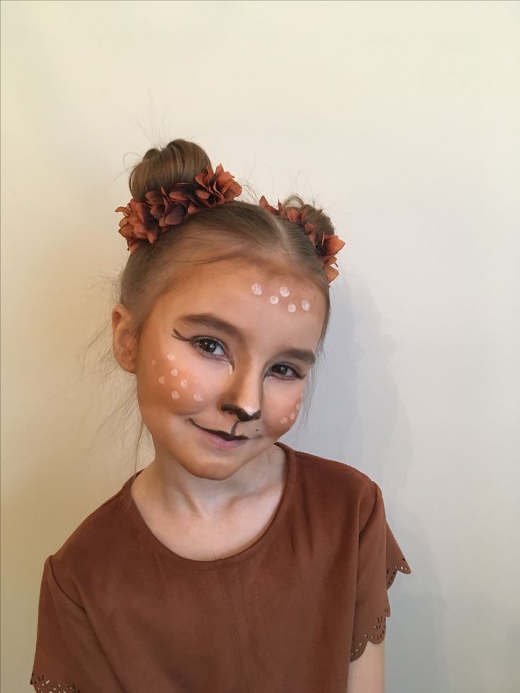 Kids Deer Face Paint, Fawn Face Paint, Dear Face Paint, Bambi Face Makeup, Chipmunk Face Paint, Squirrel Face Paint, Reindeer Makeup Kids, Deer Face Painting, Deer Face Paint