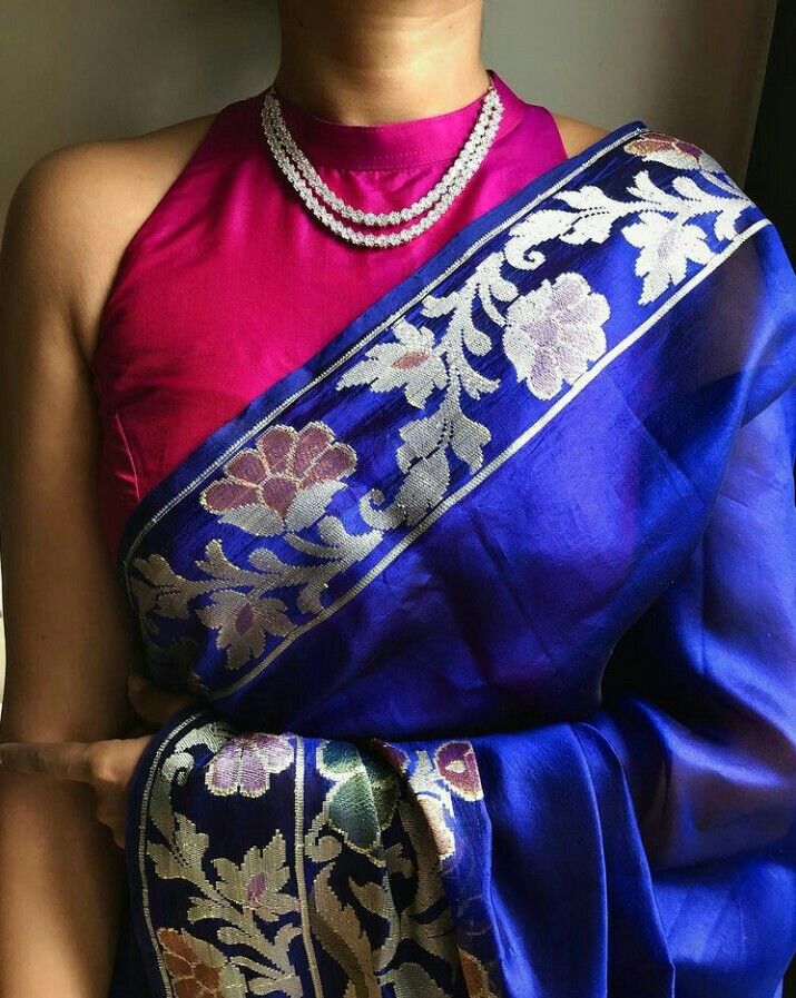 Royal Blue Saree Blouse Combination, Blue Saree Contrast Blouse, Work Designs Blouse, Blouse Neck Designs Saree, December Weddings, Latest Blouse Back Neck Designs, Blouse Sleeves Design, Latest Saree Blouse Designs, Blouse Designs Saree