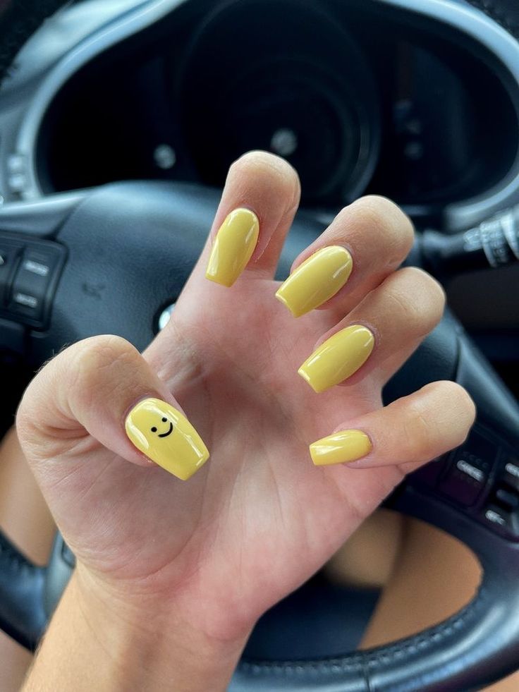 Yellow Acrylic Nails Coffin Short, Yellow Cute Nails, Coffin Acrylic Nails Yellow, Simple Smiley Face Nails, Yellow Nails Smiley Face, Short Yellow Acrylic Nails, Yellow Nails Simple, Yellow Smiley Face Nails, Yellow Acrylic Nails Coffin