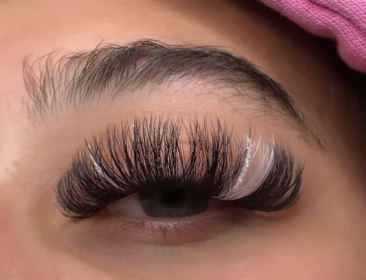 Lash Extensions With Color White, Halloween Eyelashes Extensions, Sparkly Lash Extensions, Colour Lash Extensions, Black And White Eyelash Extensions, Black And White Lash Extensions, Lash Sets With Color, Christmas Eyelash Extensions, Lash Extensions With Glitter