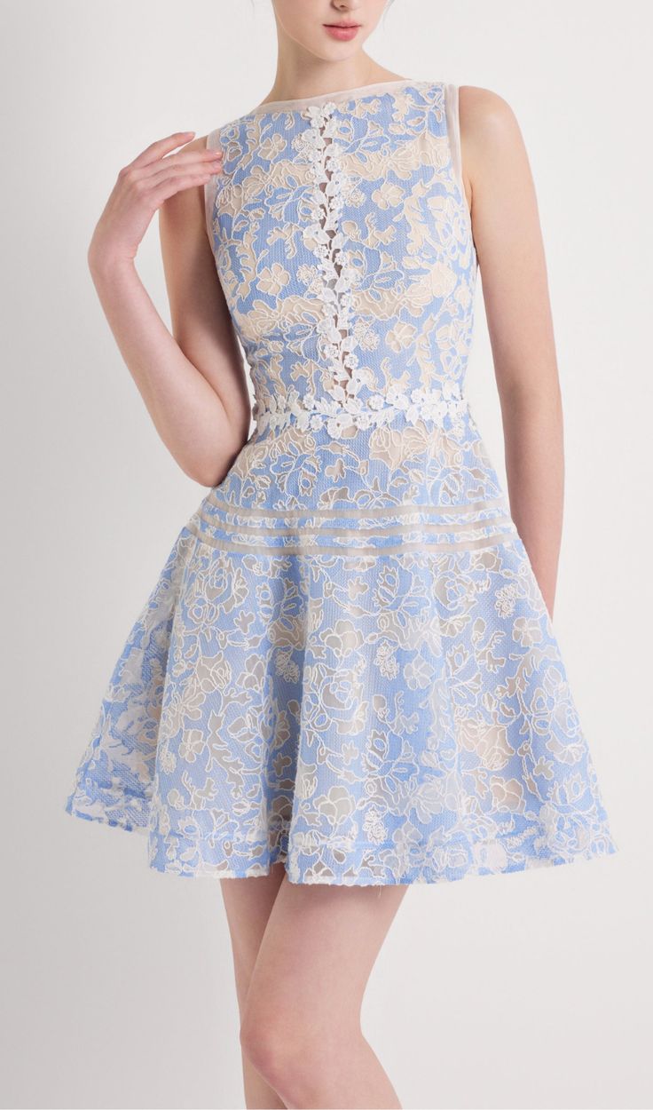 Unleash your adventurous spirit with the laika-blue-lace-mini-dress. This stunning dress features intricate lace detailing and a bold blue color, perfect for standing out in a crowd. Take a risk and turn heads with this daring and stylish piece. - sleeveless- halter neck- fitted waist- flare mini length- back zip fastening- flora lace overlay Main material: Embroidery Lace & Checked meshLining: HabutaiLength (cm): 83 (± 1cm between sizes) Washing Care: Dry Clean Only. Color may vary due to lighting on images. The product images (without model) are closest to the true color of the item. Standing Out In A Crowd, Blue Lace Mini Dress, Take A Risk, Embroidery Lace, Take Risks, Lace Mini Dress, Lace Overlay, Product Images, Stunning Dresses