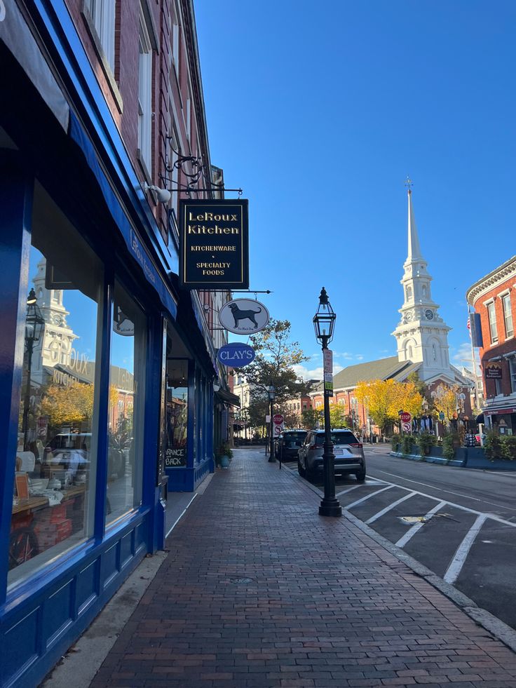 an empty street in the middle of town