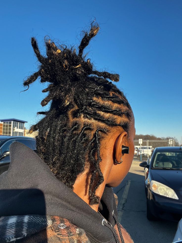 Half Up Half Down Locs Black Women, Short Locs Half Up Half Down, Hair Styles For Short Dreads, Barrel Twist Half Up Half Down Locs, Locs Hairstyles Half Up Half Down, Half Up Half Down Dread Styles, Half Up Half Down Barrel Twist Locs, Half Barrel Twist Locs, Loc Styles Half Up Half Down