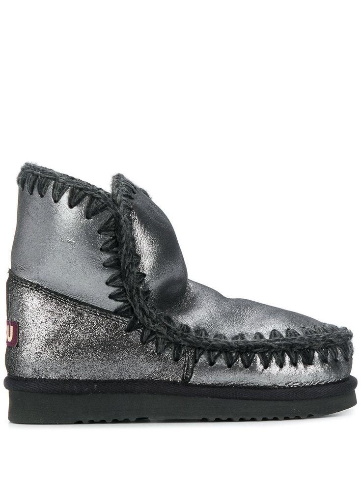 Black and silver-tone leather and sheepskin woven detail boots from Mou featuring a round toe, an ankle length and a flat rubber sole. Mou Boots, Grey Boots, Rounded Toe Boots, Conscious Fashion, Boots For Women, Boots Black, Chukka Boots, Snow Boots, Leather Fashion